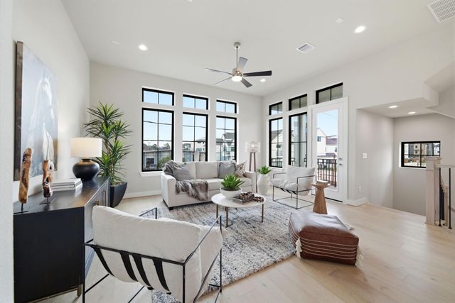 1708 Sedola Lane, Houston, TX 77055