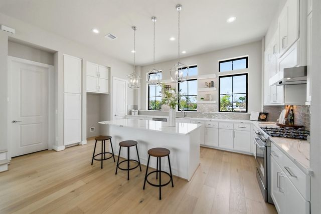 1708 Sedola Lane, Houston, TX 77055