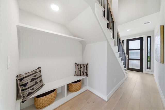 1708 Sedola Lane, Houston, TX 77055