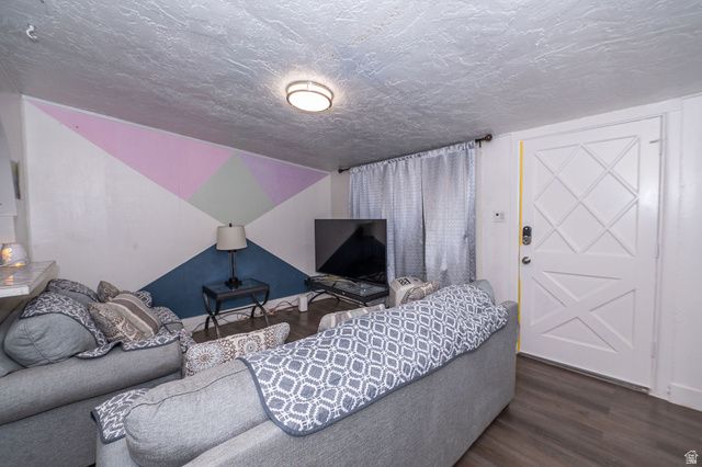 831 W DOXEY ST, Ogden, UT 84401