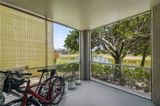 201 Santa Clara DR 13, Naples, FL 34104