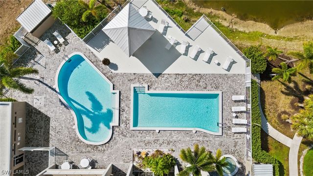 201 Santa Clara DR 13, Naples, FL 34104