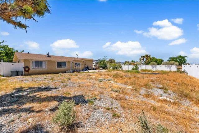 3104 Sacramento, Phelan, CA 92371