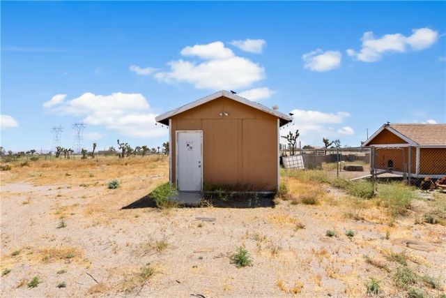 3104 Sacramento, Phelan, CA 92371