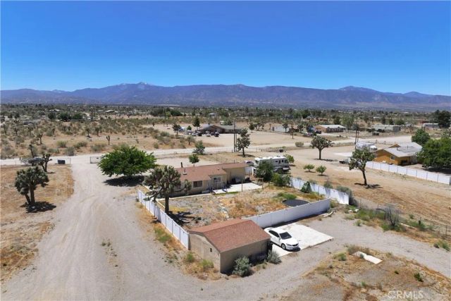 3104 Sacramento, Phelan, CA 92371