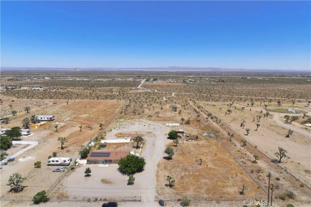 3104 Sacramento, Phelan, CA 92371