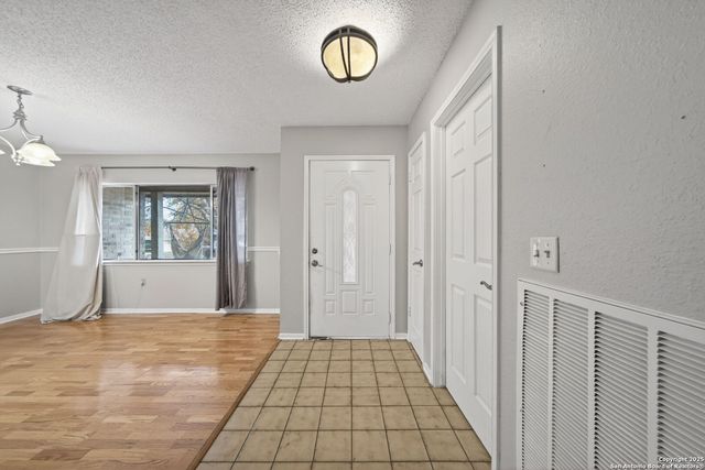 6007 Lonesome Pine, San Antonio, TX 78247