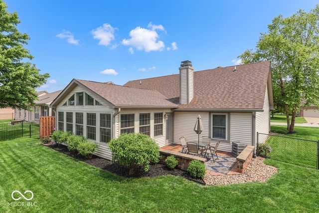 1053 Fountain Grass Drive, Greenwood, IN 46143