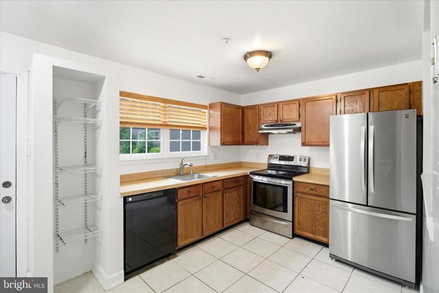 5717 FALKLAND PL, Capitol Heights, MD 20743