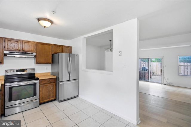 5717 FALKLAND PL, Capitol Heights, MD 20743