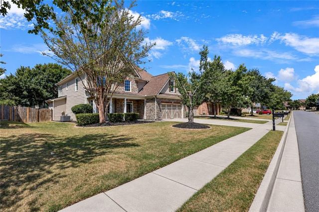 320 Baymist Drive, Loganville, GA 30052