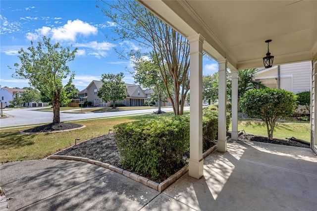 320 Baymist Drive, Loganville, GA 30052