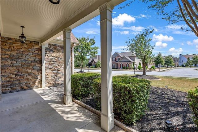 320 Baymist Drive, Loganville, GA 30052