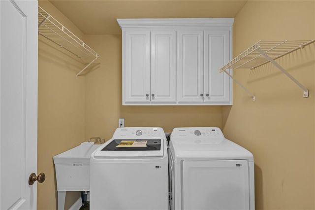 320 Baymist Drive, Loganville, GA 30052