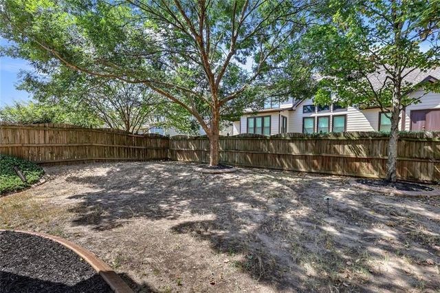 320 Baymist Drive, Loganville, GA 30052