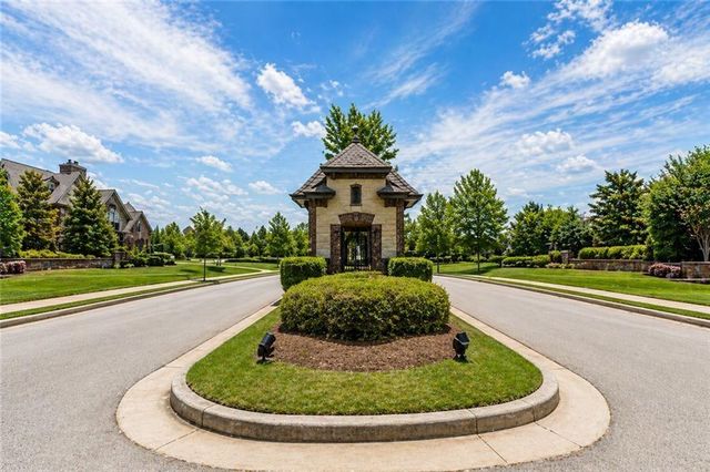 320 Baymist Drive, Loganville, GA 30052