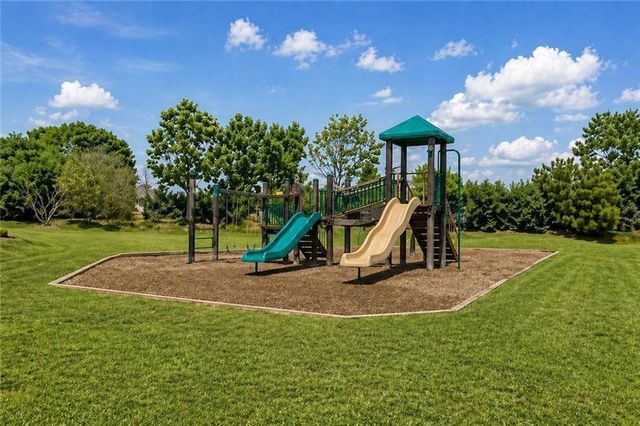 320 Baymist Drive, Loganville, GA 30052
