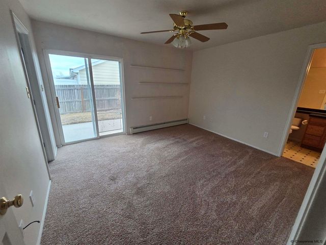 5925 TOWNSEND PL, Cheyenne, WY 82009