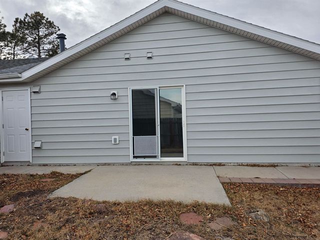 5925 TOWNSEND PL, Cheyenne, WY 82009