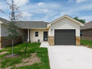 406 W Avenue C C, Copperas Cove, TX 76522
