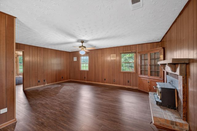 249 Eastland Acres, Lancaster, KY 40444