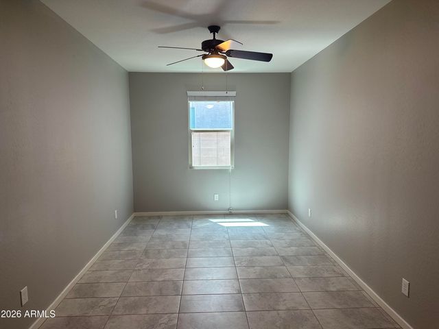 1041 W GLEN CANYON Drive, San Tan Valley, AZ 85140