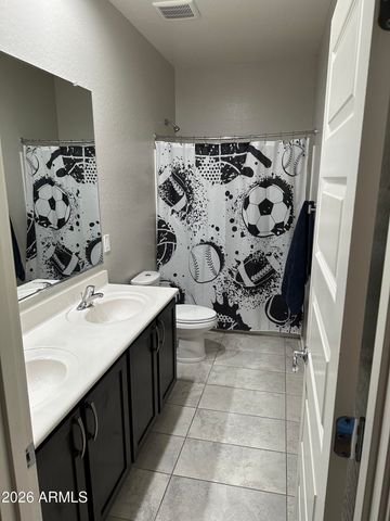 1041 W GLEN CANYON Drive, San Tan Valley, AZ 85140