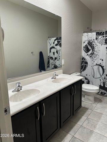 1041 W GLEN CANYON Drive, San Tan Valley, AZ 85140