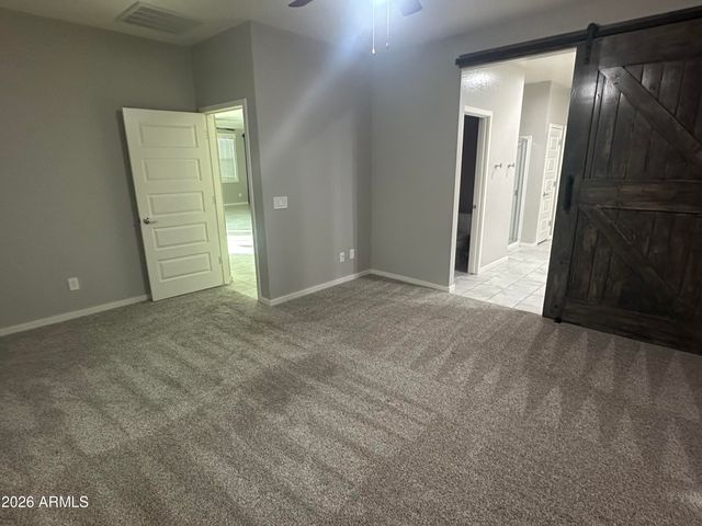 1041 W GLEN CANYON Drive, San Tan Valley, AZ 85140