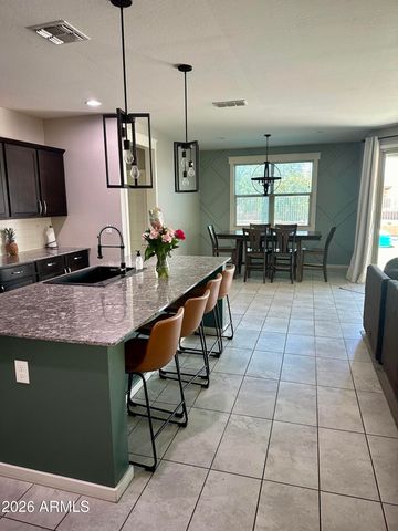 1041 W GLEN CANYON Drive, San Tan Valley, AZ 85140