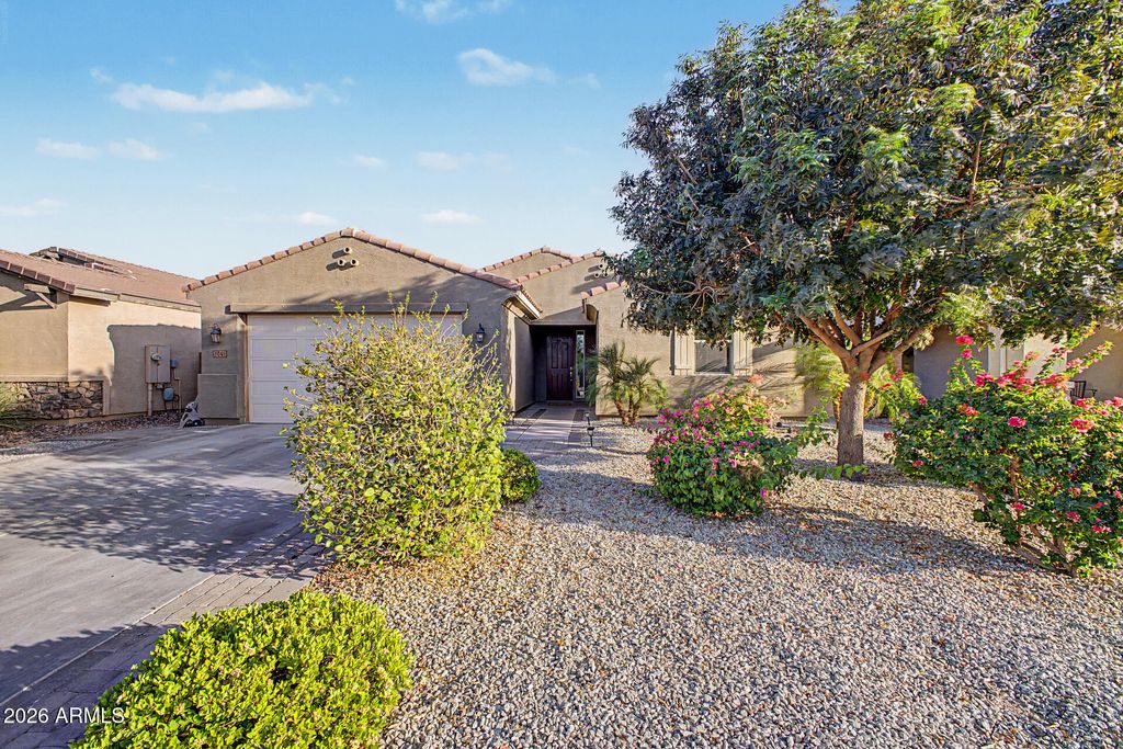 1041 W GLEN CANYON Drive, San Tan Valley, AZ 85140 — photo 2