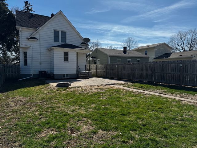 1431 29th Avenue, Moline, IL 61265