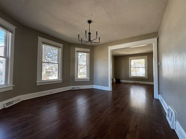 1431 29th Avenue, Moline, IL 61265