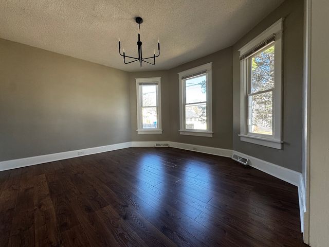 1431 29th Avenue, Moline, IL 61265