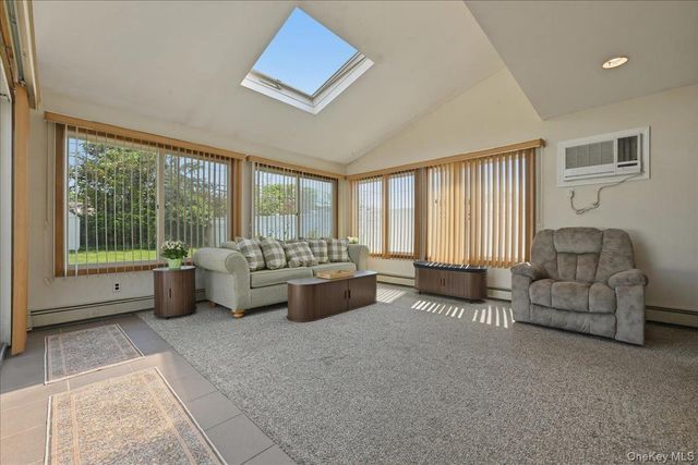 335 Twin Lane S, Wantagh, NY 11793