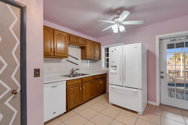 1545 Highland Avenue, Vero Beach, FL 32960