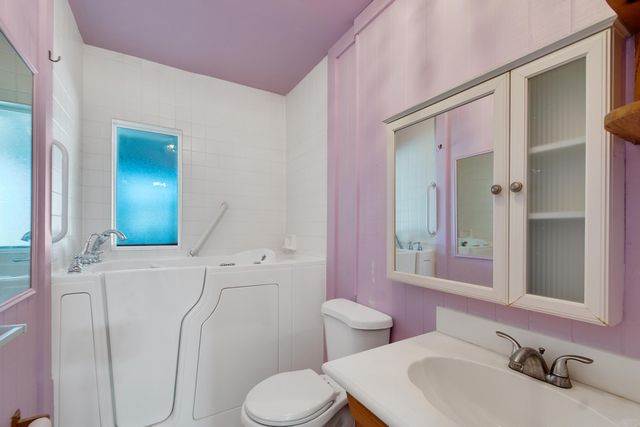 1545 Highland Avenue, Vero Beach, FL 32960