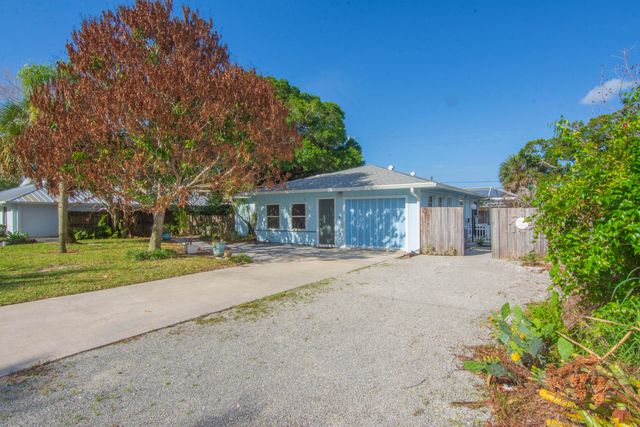 1545 Highland Avenue, Vero Beach, FL 32960