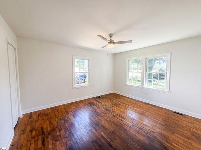 1125 Old Spartanburg Highway, Lyman, SC 29365