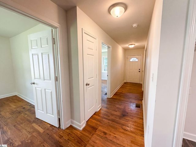 1125 Old Spartanburg Highway, Lyman, SC 29365