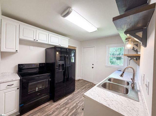 1125 Old Spartanburg Highway, Lyman, SC 29365