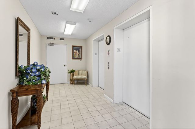 5055 N Highway A1a 505, Hutchinson Island, FL 34949