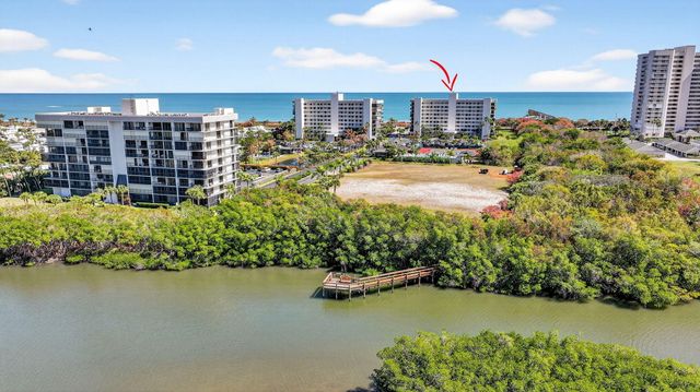 5055 N Highway A1a 505, Hutchinson Island, FL 34949