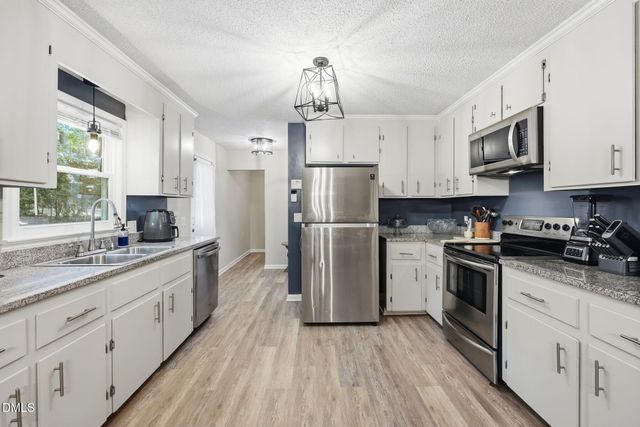 917 Cromarty Avenue, Sanford, NC 27330