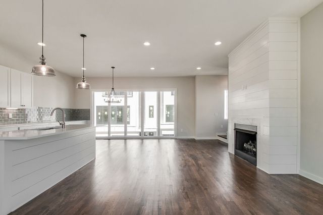 227 Oceola Ave Apt 4, Nashville, TN 37209