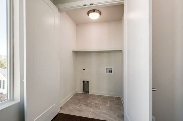 227 Oceola Ave Apt 4, Nashville, TN 37209