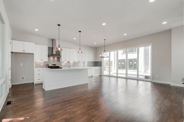 227 Oceola Ave Apt 4, Nashville, TN 37209