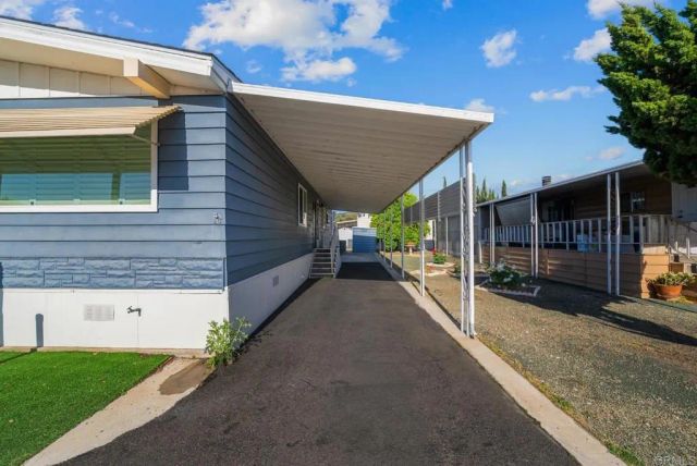 2700 E Valley SPC 3, Escondido, CA 92027