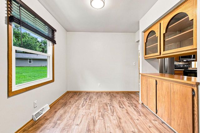 W157N10840 Catskill LANE, Germantown, WI 53022