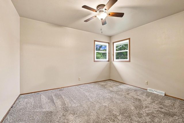 W157N10840 Catskill LANE, Germantown, WI 53022